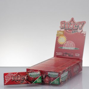 Flavored Rolling Papers Regular Size Strawberry