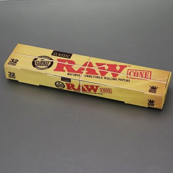 Pre Rolled Cones Regular Size 32 Pack Box
